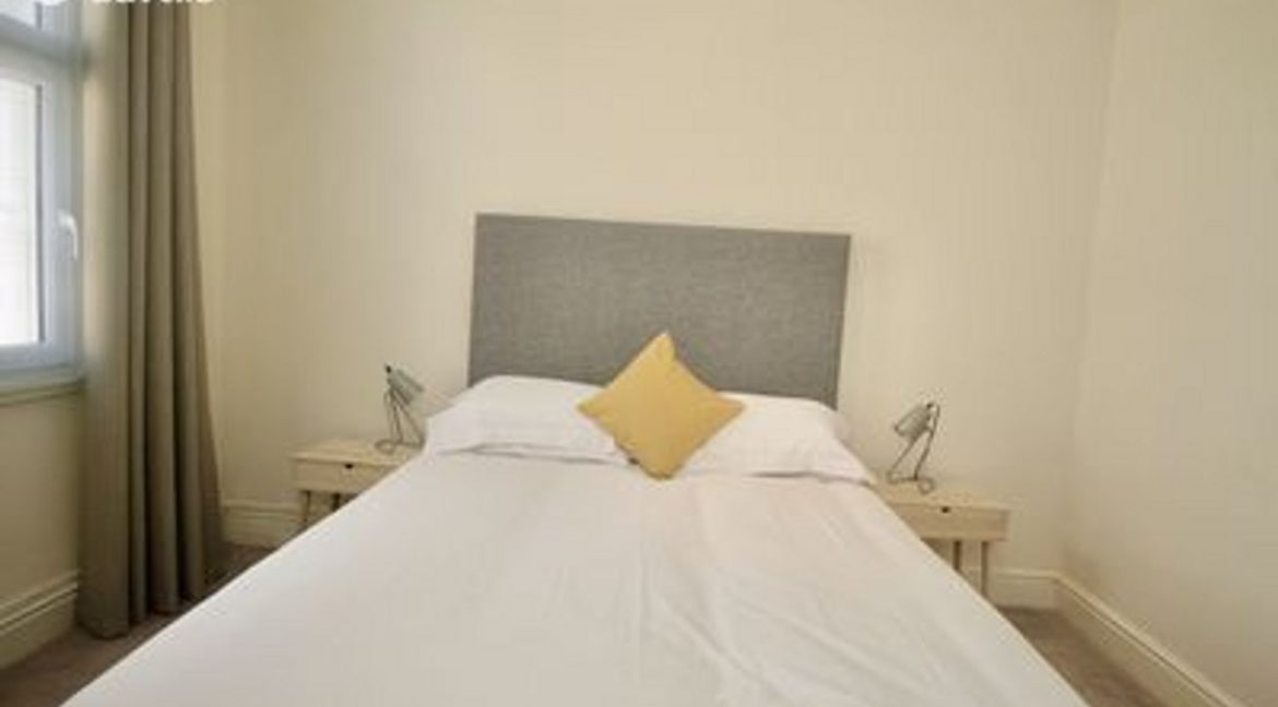 1375547-large-14.jpg