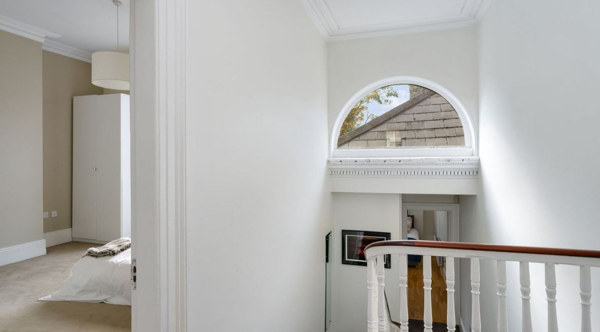 1375431-large-20.jpg