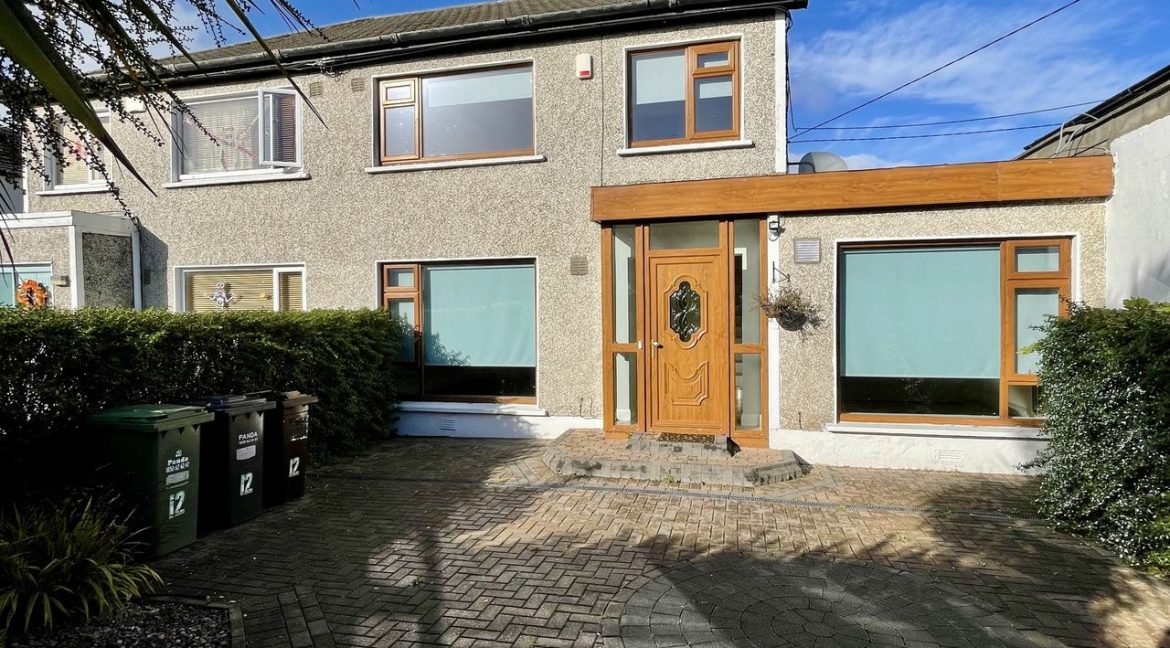 Bespoke Estate Agents Dublin | 12 Balally Grove, Dundrum Image Caption 1371052-large-1.jpg