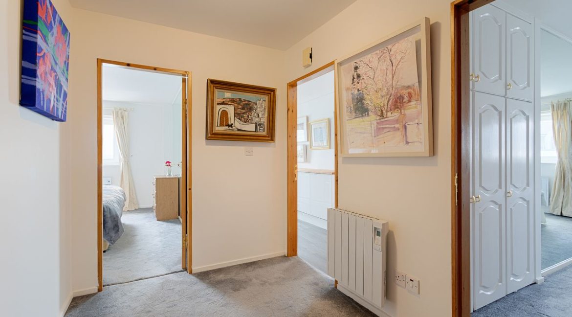 Bespoke Estate Agents Dublin | 29 Ocean Towers Image Caption 1371233-large-10.jpg