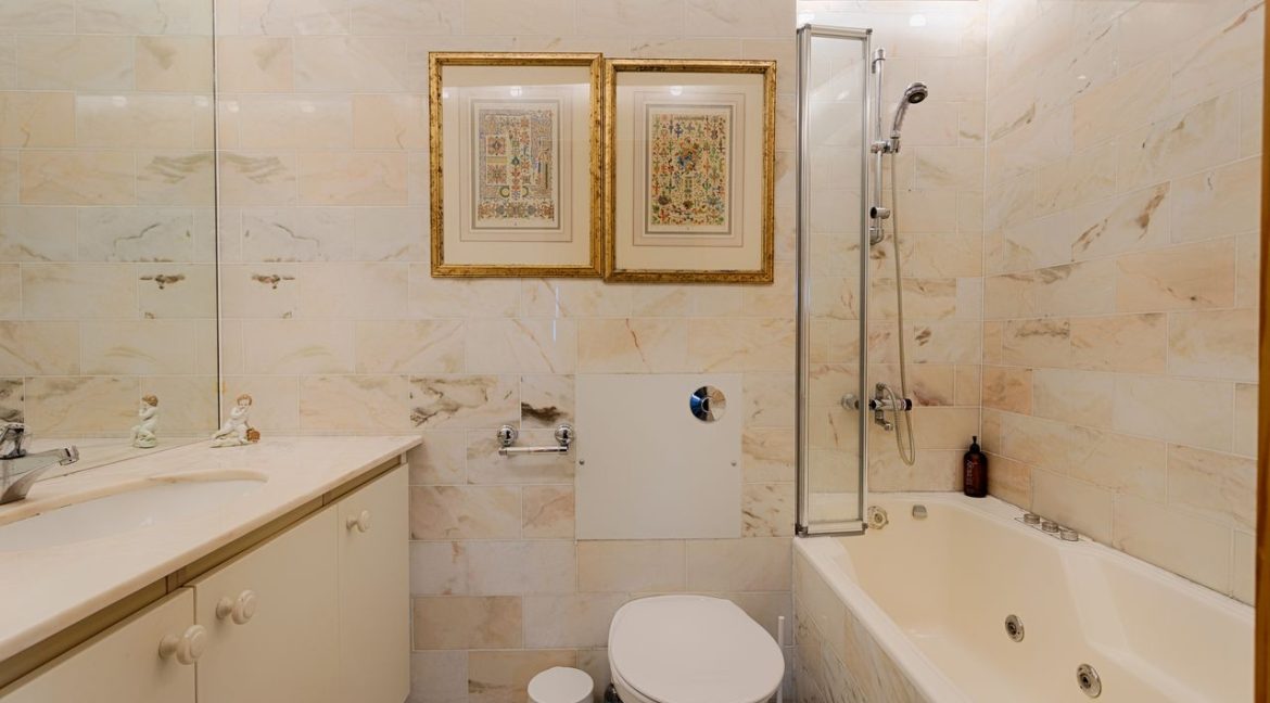 Bespoke Estate Agents Dublin | 29 Ocean Towers Image Caption 1371233-large-11.jpg