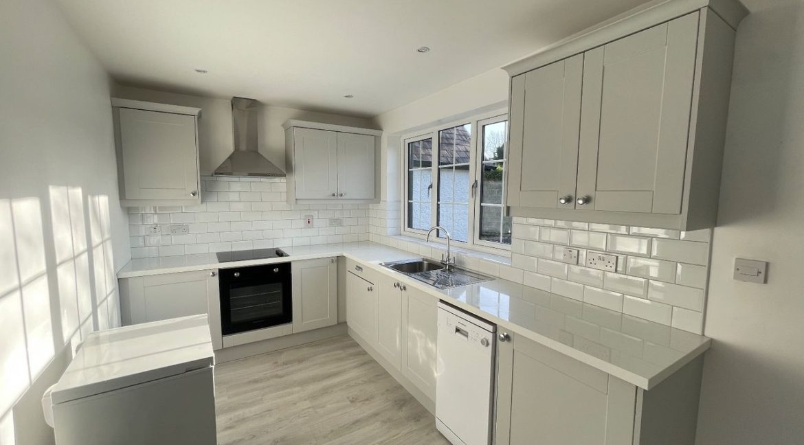 Bespoke Estate Agents Dublin | Saint Anthony,Mount Carmel,Lucan Road Old,Dublin 2 Image Caption 1378017-large-1.jpg