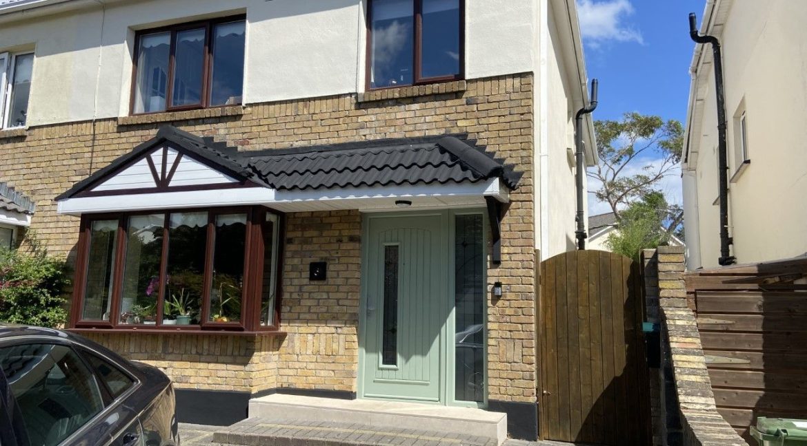 Bespoke Estate Agents Dublin | 31 Sandyford Hall View,Dublin 18 Image Caption 1378240-large-0.jpg