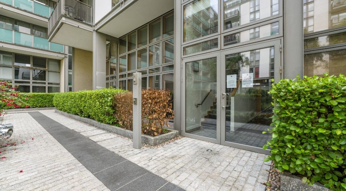 Bespoke Estate Agents Dublin | Apartment 6,Thomastown House,Spencer Dock,Dublin 1 Image Caption 1375464-large-16.jpg