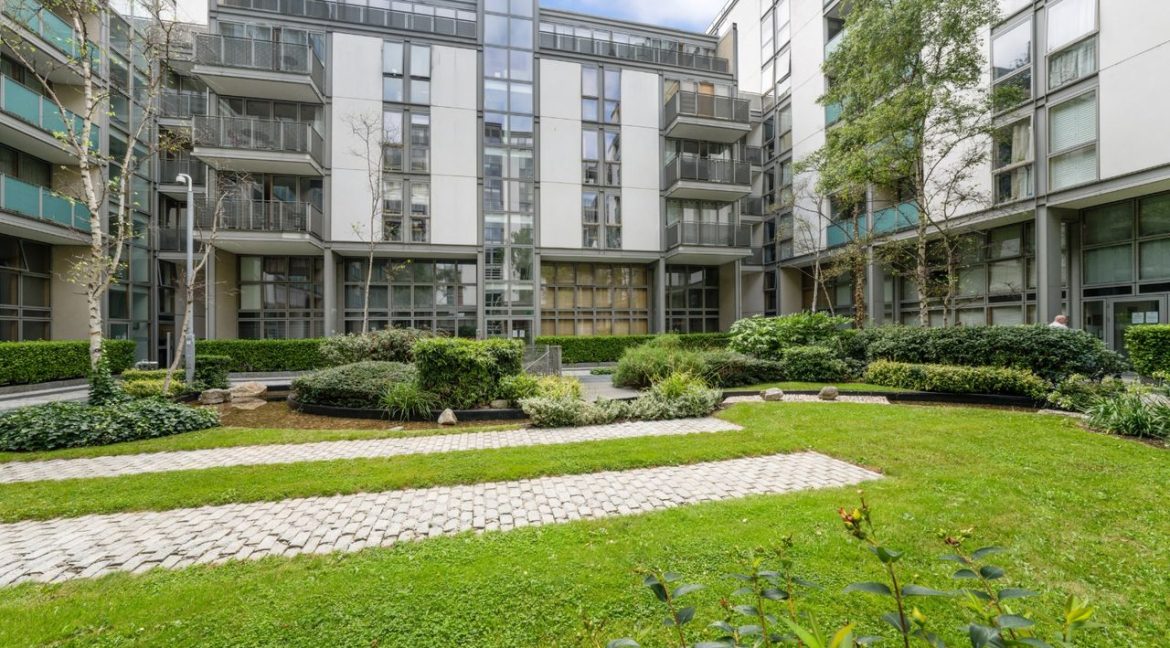 Bespoke Estate Agents Dublin | Apartment 6,Thomastown House,Spencer Dock,Dublin 1 Image Caption 1375464-large-17.jpg