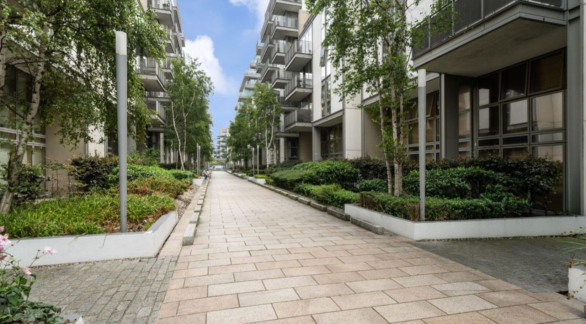 Bespoke Estate Agents Dublin | Apartment 6,Thomastown House,Spencer Dock,Dublin 1 Image Caption 1375464-large-19.jpg