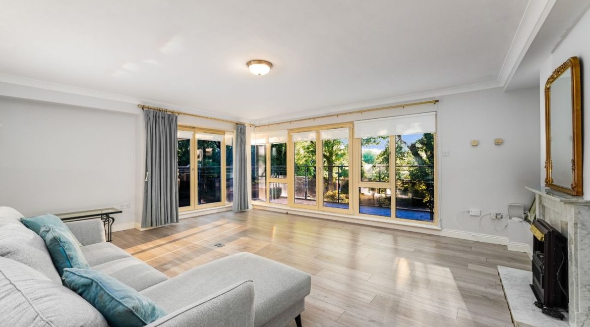 Bespoke Estate Agents Dublin | Apartment 11,The Cedars,Herbert Park Lane,Anglesea Road,Dublin 4 Image Caption 1373494-large-2.jpg