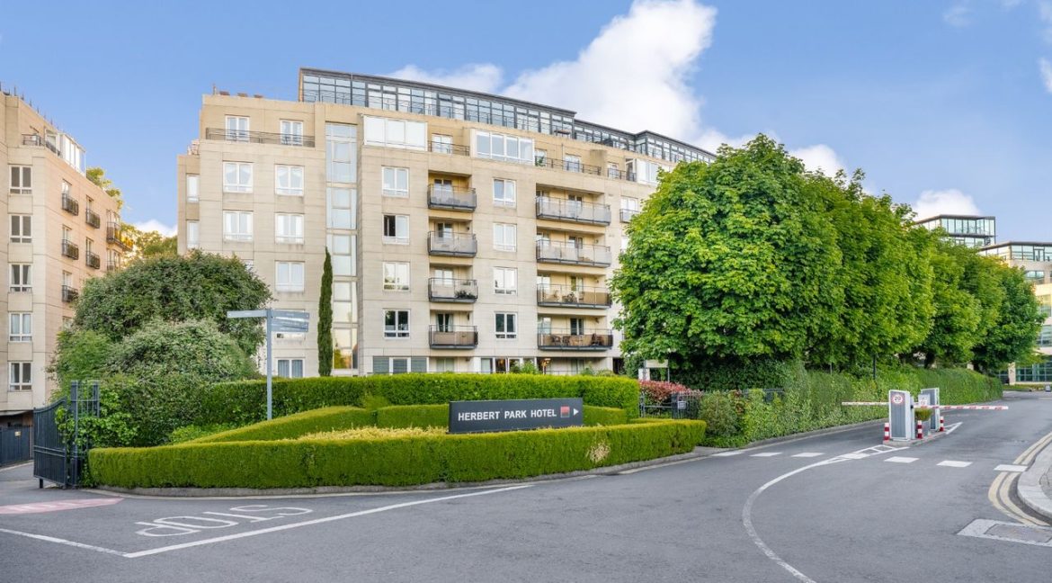 Bespoke Estate Agents Dublin | Apartment 11,The Cedars,Herbert Park Lane,Anglesea Road,Dublin 4 Image Caption 1373494-large-20.jpg