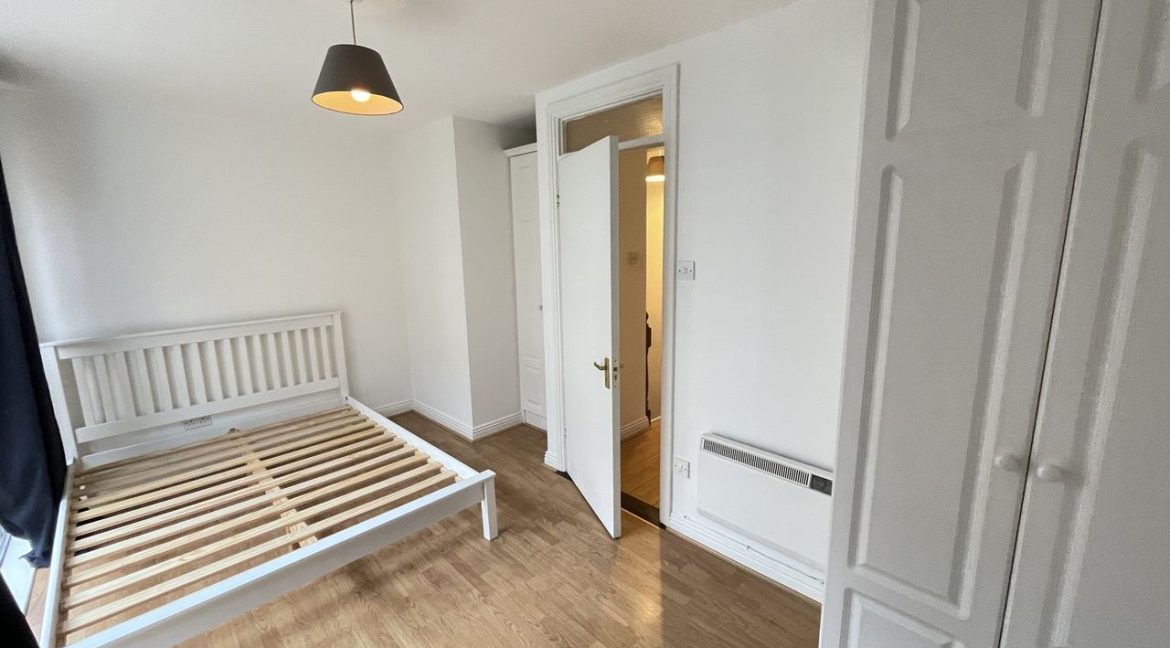 Bespoke Estate Agents Dublin | Apartment 2, 25 Wolfe Tone Street Image Caption 1373598-large-3.jpg