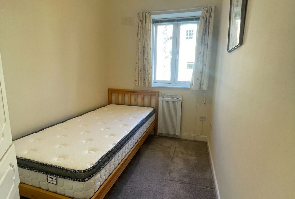 Bespoke Estate Agents Dublin | Apartment 3,27 Kingram Place,Dublin 2 Image Caption 1380538-large-7.jpg