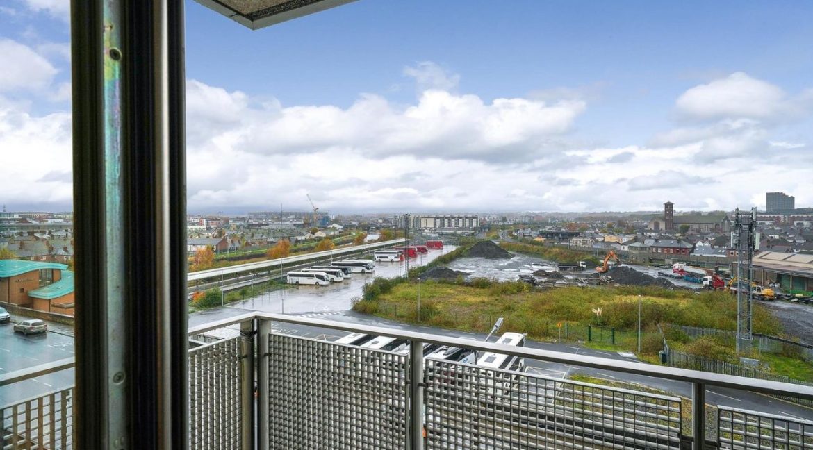 Bespoke Estate Agents Dublin | Apartment 21,Riverstown House,Spencer Dock,Dublin 1 Image Caption 1377969-large-4.jpg