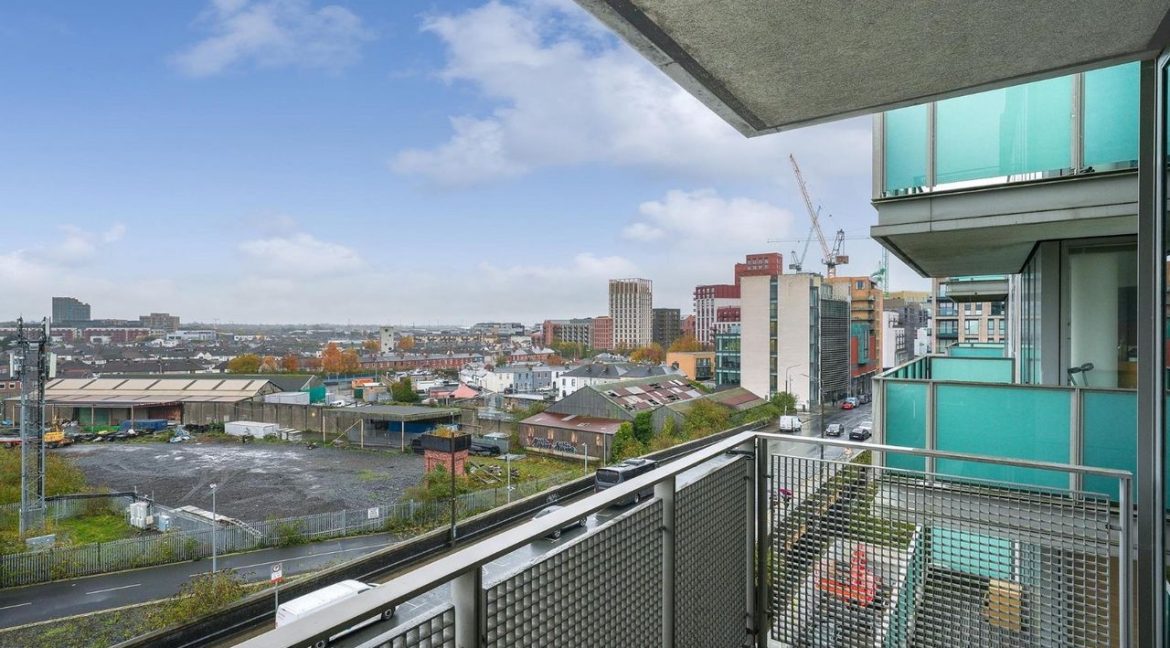 Bespoke Estate Agents Dublin | Apartment 21,Riverstown House,Spencer Dock,Dublin 1 Image Caption 1377969-large-5.jpg