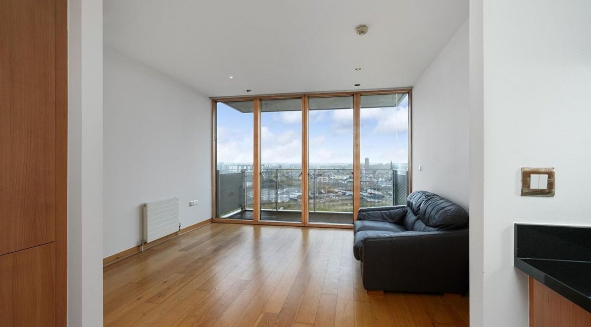 Bespoke Estate Agents Dublin | Apartment 21,Riverstown House,Spencer Dock,Dublin 1 Image Caption 1377969-large-7.jpg