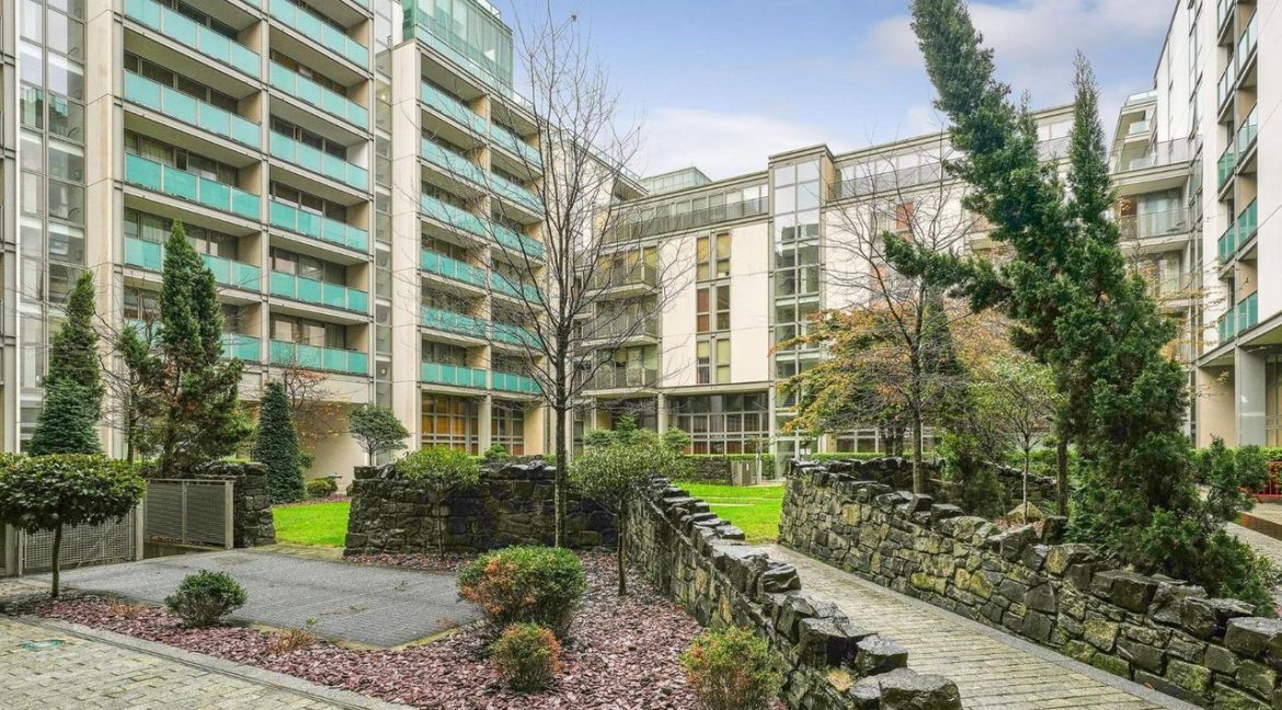 Bespoke Estate Agents Dublin | Apartment 21,Riverstown House,Spencer Dock,Dublin 1 Image Caption 1377969-large-18.jpg