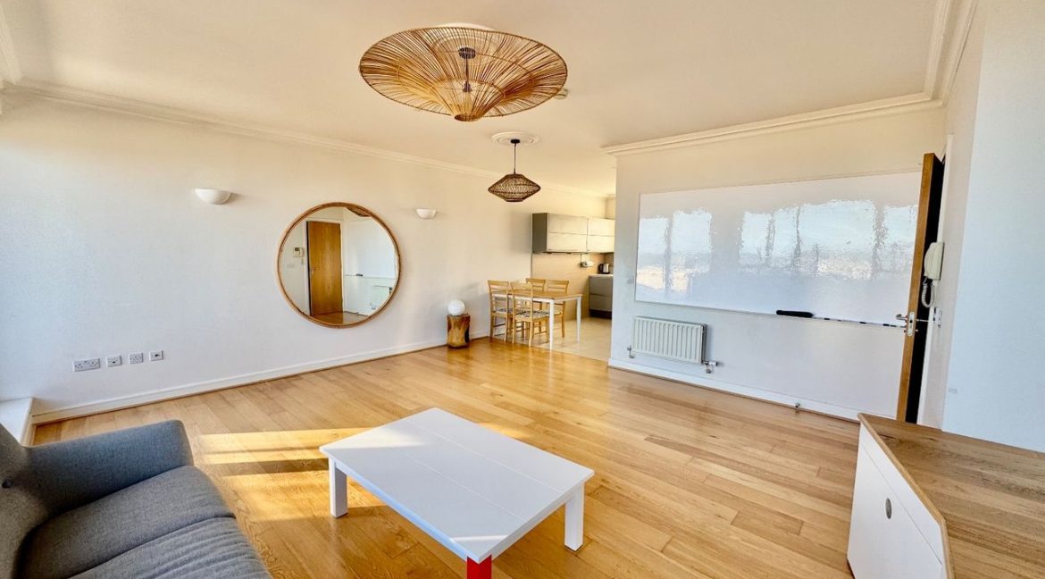 Bespoke Estate Agents Dublin | 36 Harbour Court,George’S Place,Dun Laoghaire,Co. Image Caption 1377992-large-3.jpg