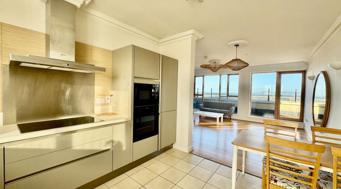 Bespoke Estate Agents Dublin | 36 Harbour Court,George’S Place,Dun Laoghaire,Co. Image Caption 1377992-large-4.jpg