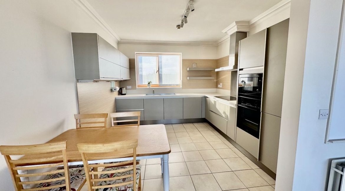 Bespoke Estate Agents Dublin | 36 Harbour Court,George’S Place,Dun Laoghaire,Co. Image Caption 1377992-large-5.jpg