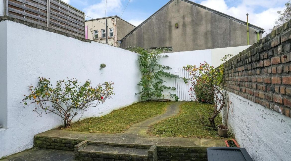 Bespoke Estate Agents Dublin | 133 Pearse Street,Dublin 2 Image Caption 1382208-large-36.jpg