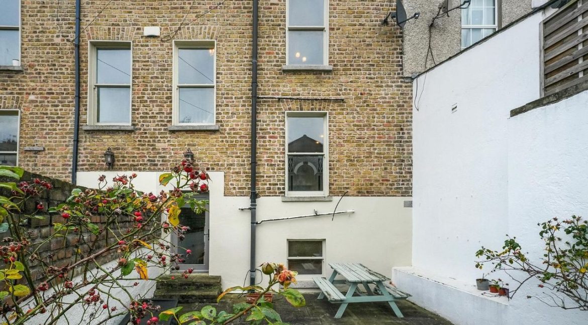 Bespoke Estate Agents Dublin | 133 Pearse Street,Dublin 2 Image Caption 1382208-large-38.jpg