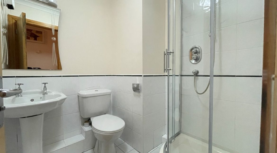 Bespoke Estate Agents Dublin | Apartment 74,Glaslyn,Howth Road,Dublin 3 Image Caption 1382142-large-6.jpg