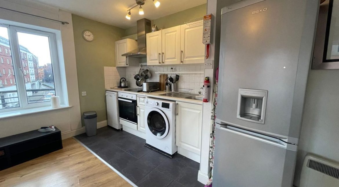 Bespoke Estate Agents Dublin | Apartment 42,The Olde Dock,Ship Street Little,Dubl Image Caption 1383822-large-2.jpg