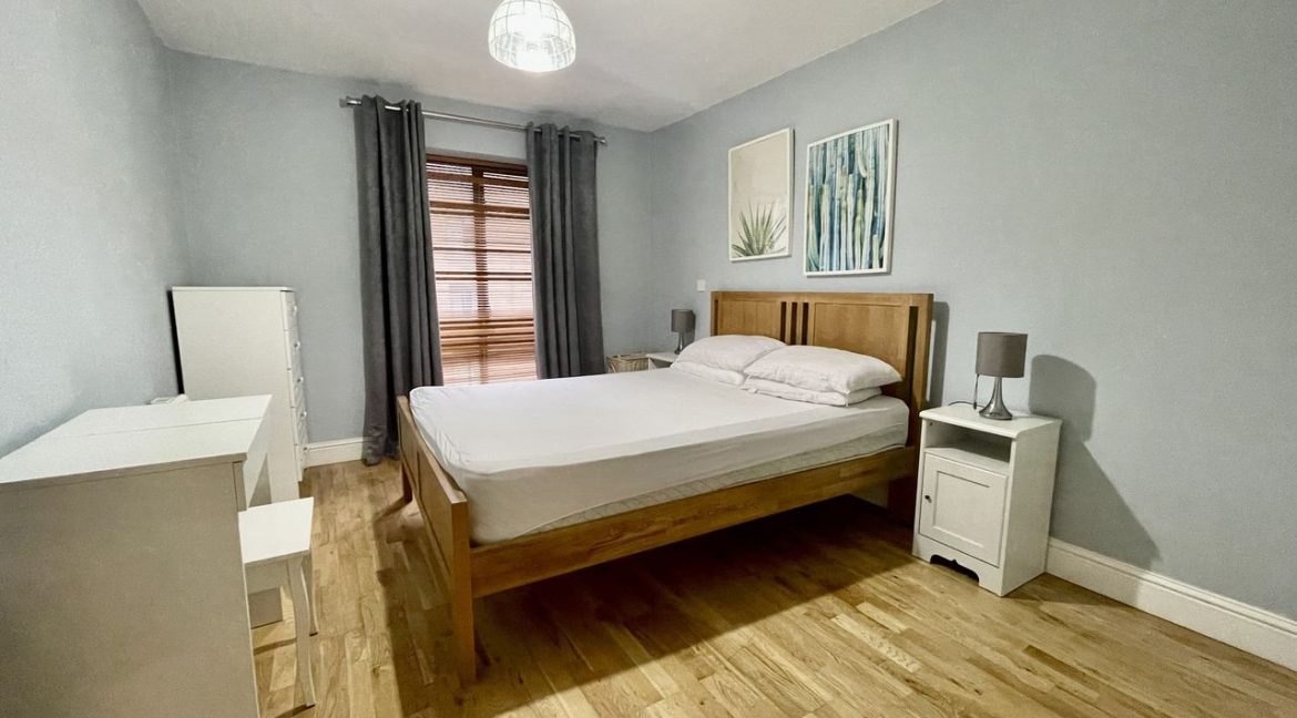 Bespoke Estate Agents Dublin | Apartment 37,Trinity Plaza,Tara Street,Dublin 2 Image Caption 1383873-large-8.jpg