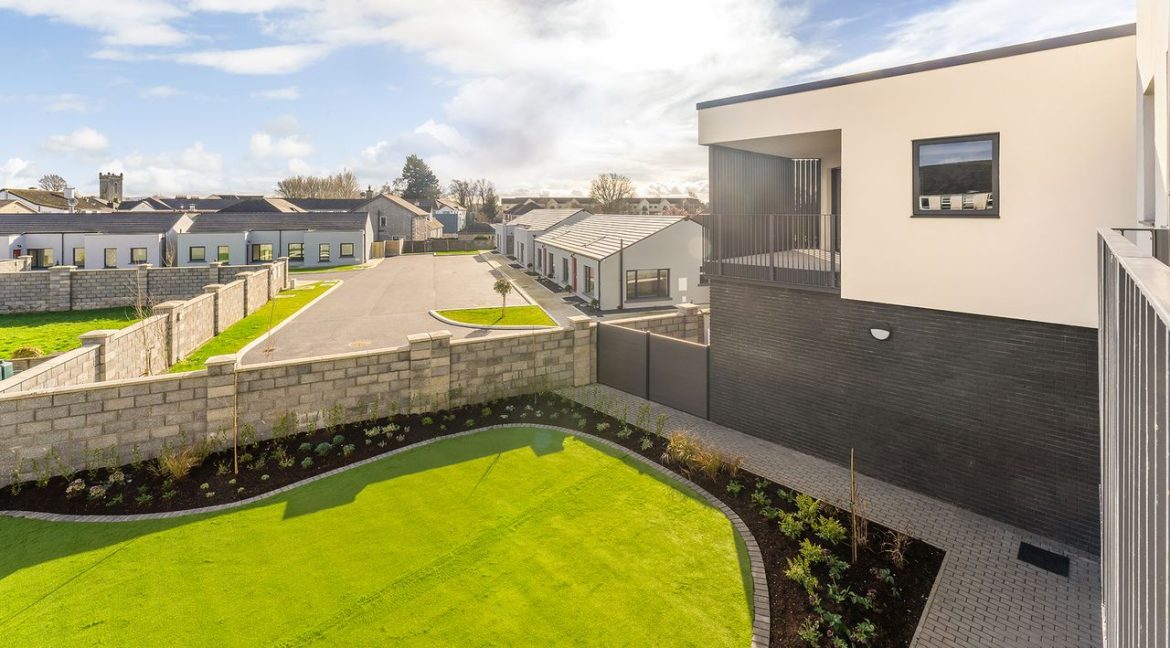 Bespoke Estate Agents Dublin | Apartment 12, Mesgegra Image Caption 1375253-large-4.jpg