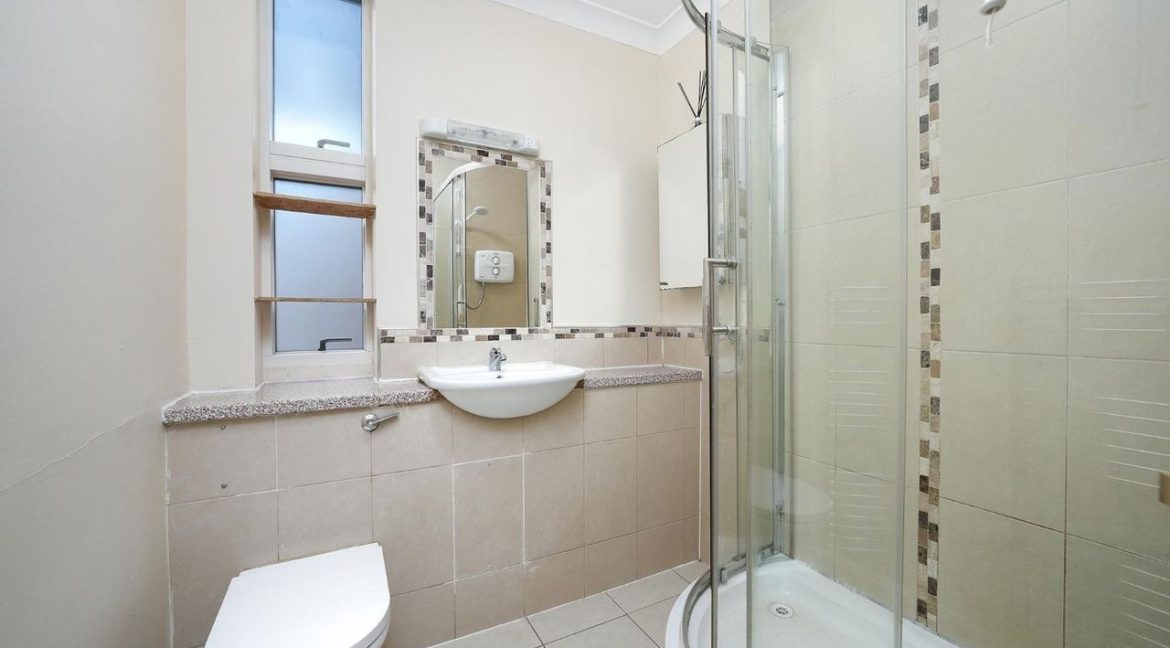 Bespoke Estate Agents Dublin | Apartment 9,Earl Court,Adelaide Road,Dublin 2 Image Caption 1375493-large-10.jpg