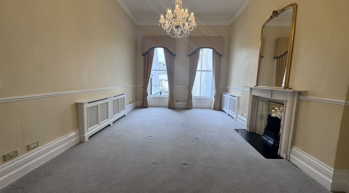 Bespoke Estate Agents Dublin | 85 Merrion Square Image Caption 1374527-large-4.jpg