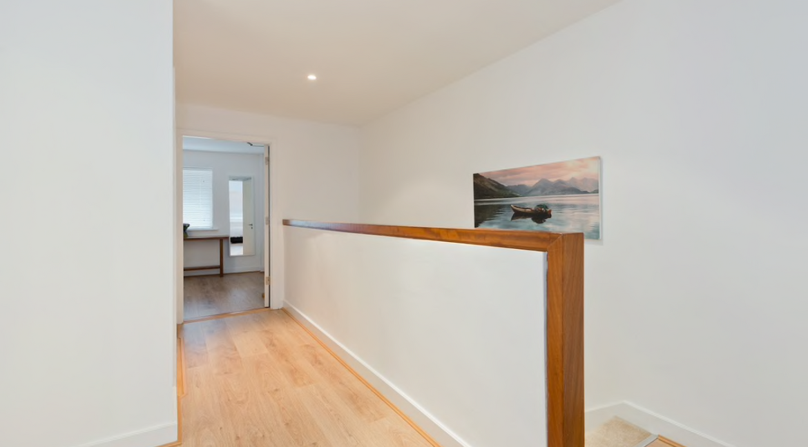 Bespoke Estate Agents Dublin | Gallery Quay Image Caption 1372770-large-13.png