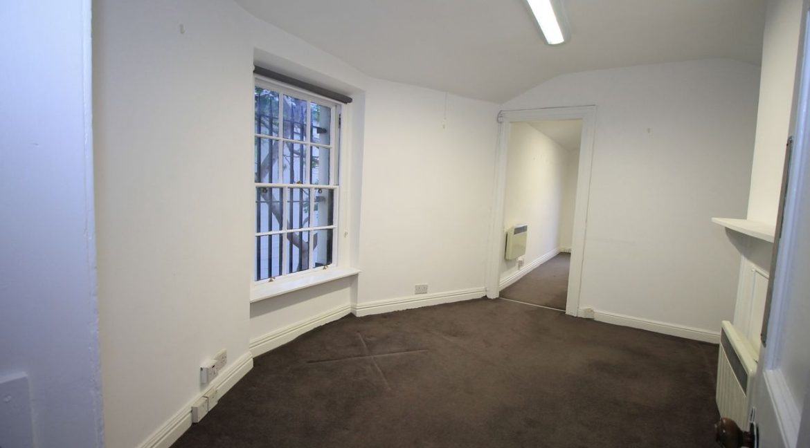 Bespoke Estate Agents Dublin | 60 Merrion Square Image Caption 444988-large-3.jpg