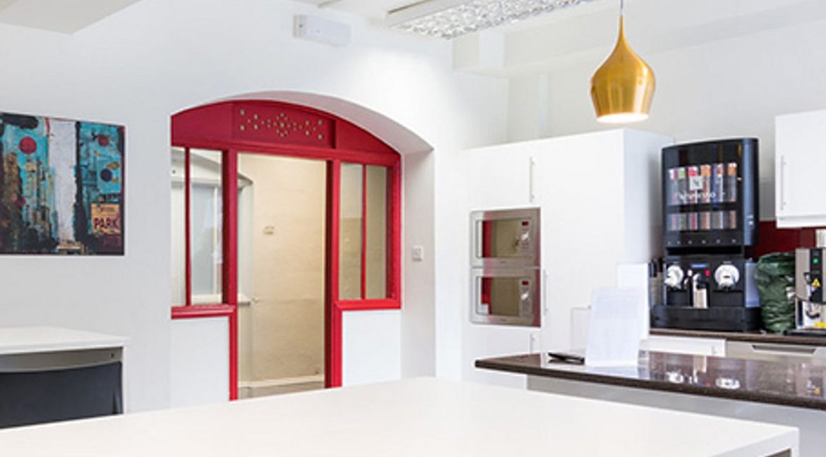 Bespoke Estate Agents Dublin | Pembroke House, 28 – 32 Upper Pembroke Street Image Caption 23474-large-4.jpg