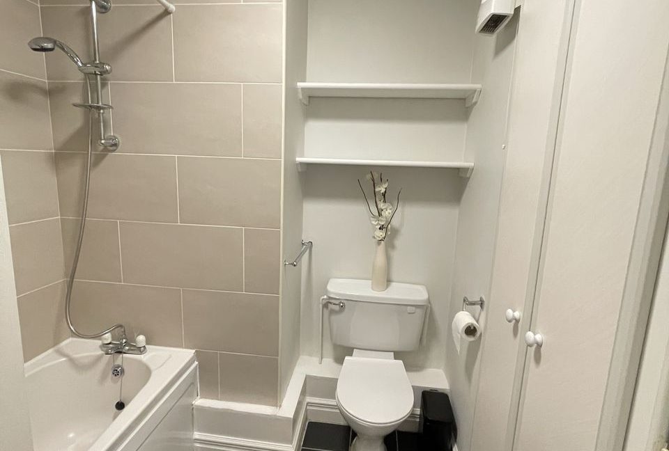 Bespoke Estate Agents Dublin | Apartment 21, Fitzwilliam Quay Apartments Image Caption 457491-large-4.jpg