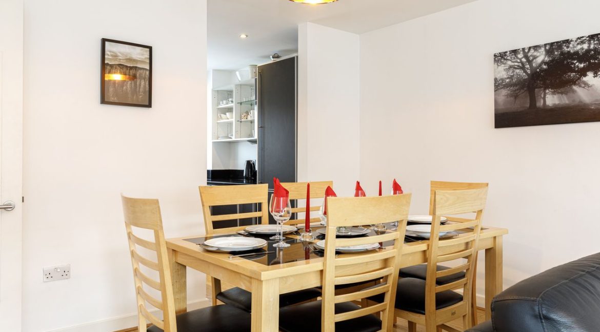 Bespoke Estate Agents Dublin | Apartment 21, Block 5, Gallery Quay Image Caption 1392055-large-2.jpg