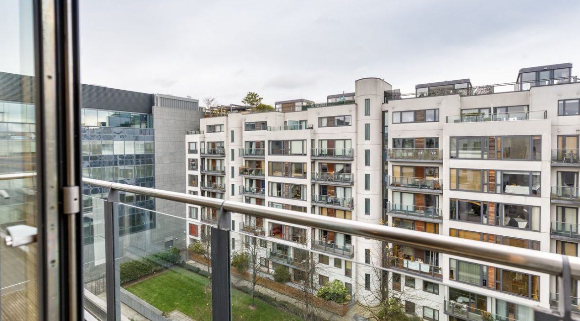 Bespoke Estate Agents Dublin | Apartment 21, Block 5, Gallery Quay Image Caption 1392055-large-7.jpg
