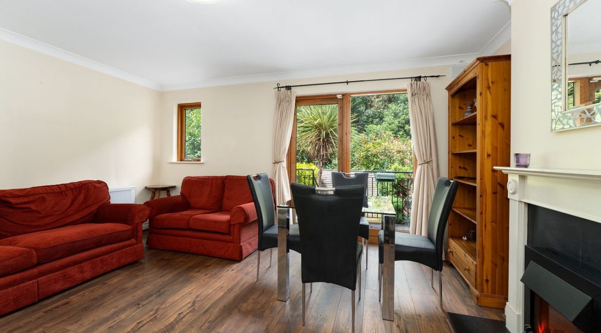 Bespoke Estate Agents Dublin | 104 Merrion Grove Image Caption 1394455-large-7.jpg