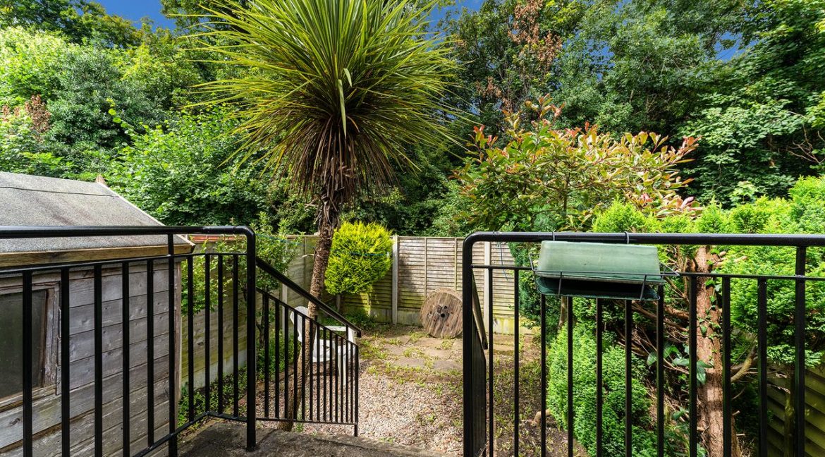 Bespoke Estate Agents Dublin | 104 Merrion Grove Image Caption 1394455-large-9.jpg