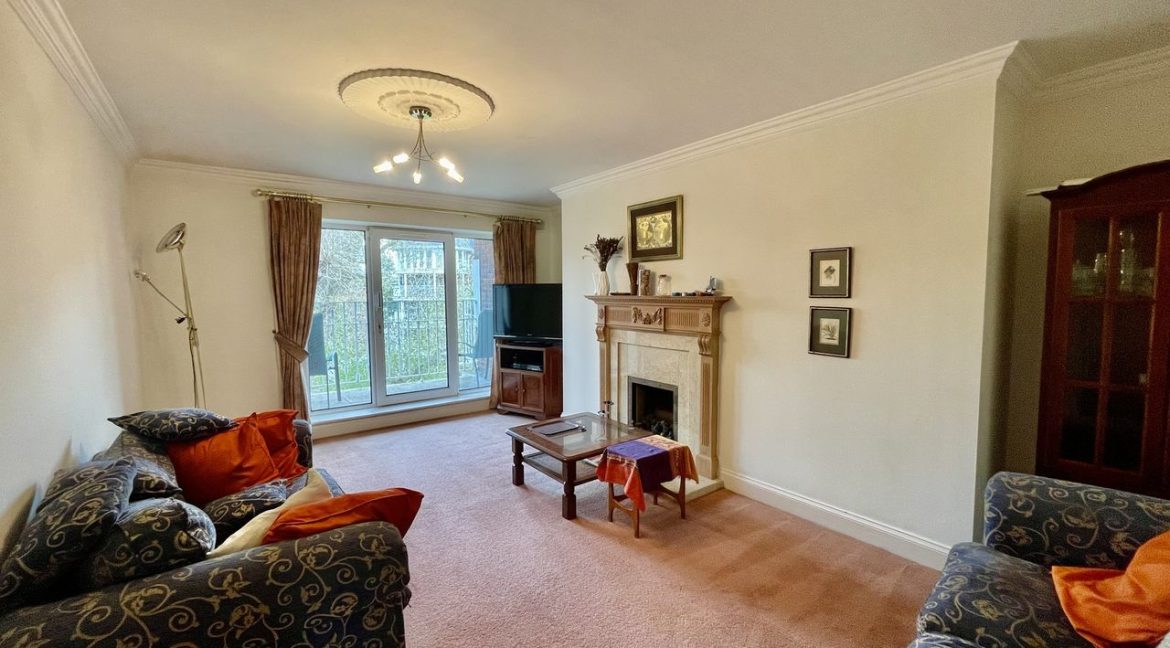 Bespoke Estate Agents Dublin | 48 The Sweepstakes, Ballsbridge Image Caption 1027647-large-1.jpg