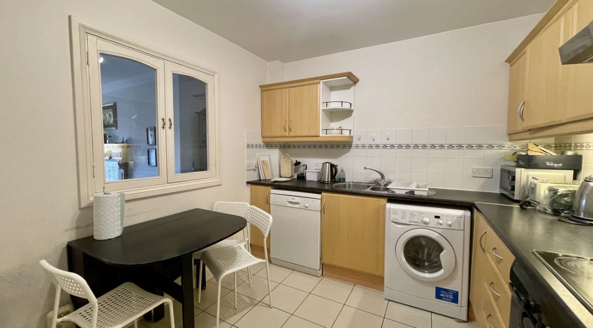 Bespoke Estate Agents Dublin | 48 The Sweepstakes, Ballsbridge Image Caption 1027647-large-5.jpg