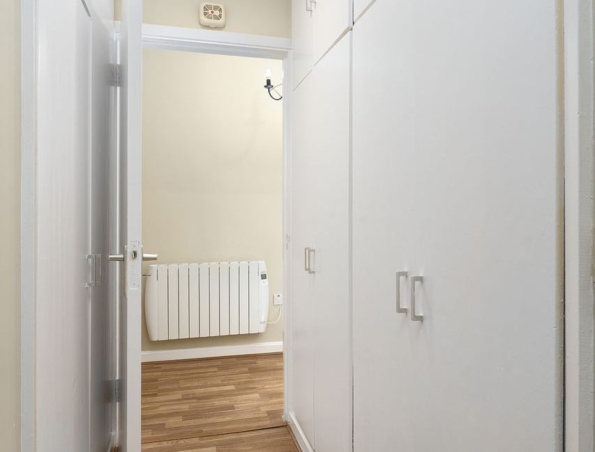 Bespoke Estate Agents Dublin | Apartment 8, Earl Court Image Caption 1074917-large-5.jpg