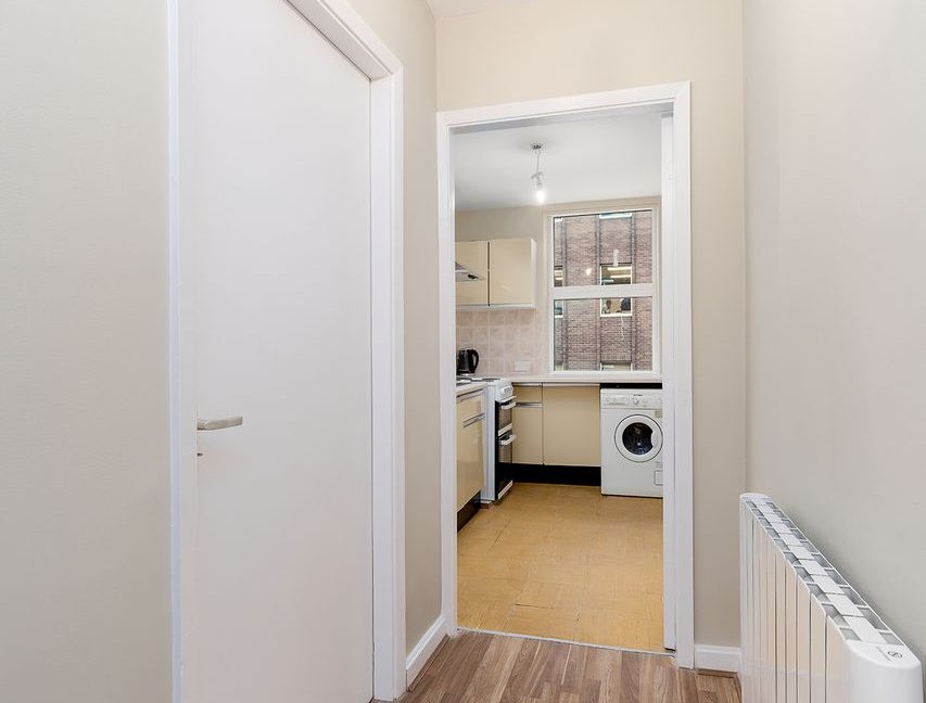 Bespoke Estate Agents Dublin | Apartment 8, Earl Court Image Caption 1074917-large-7.jpg