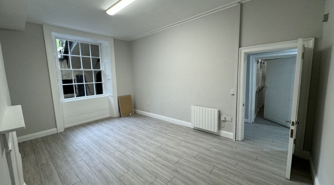 Bespoke Estate Agents Dublin | 3 Fitzwilliam Place Image Caption 1282192-large-17.jpg