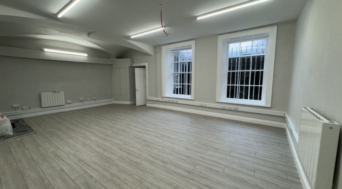 Bespoke Estate Agents Dublin | 3 Fitzwilliam Place Image Caption 1282192-large-19.jpg