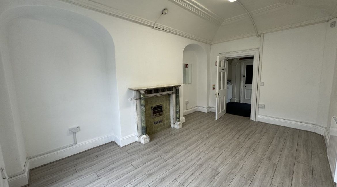 Bespoke Estate Agents Dublin | 3 Fitzwilliam Place Image Caption 1282192-large-25.jpg