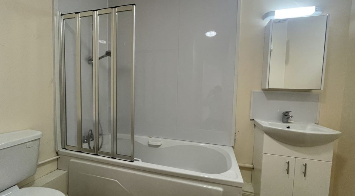 Bespoke Estate Agents Dublin | Apartment 102, Block C, The Windmill Image Caption 1314753-large-8.jpg