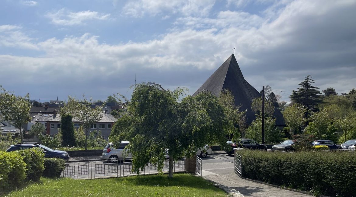 Bespoke Estate Agents Dublin | Chalet Mar, 2 Saint Mobhi Drive Image Caption 1318466-large-11.jpg