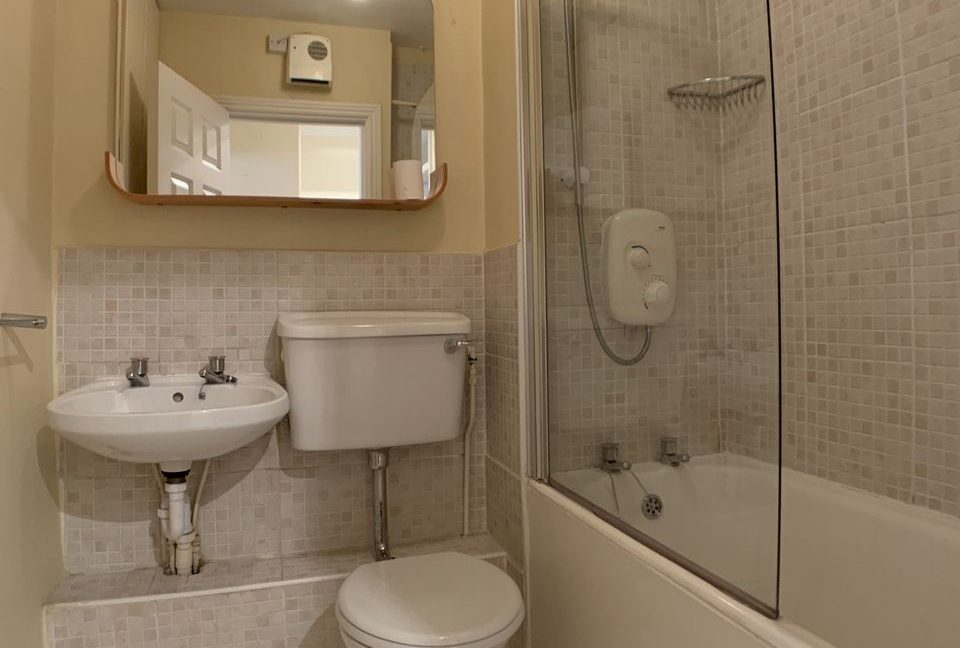 Bespoke Estate Agents Dublin | Apartment 7, Belgrave Court, Mountpleasant Avenue Image Caption 1371557-large-4.jpg