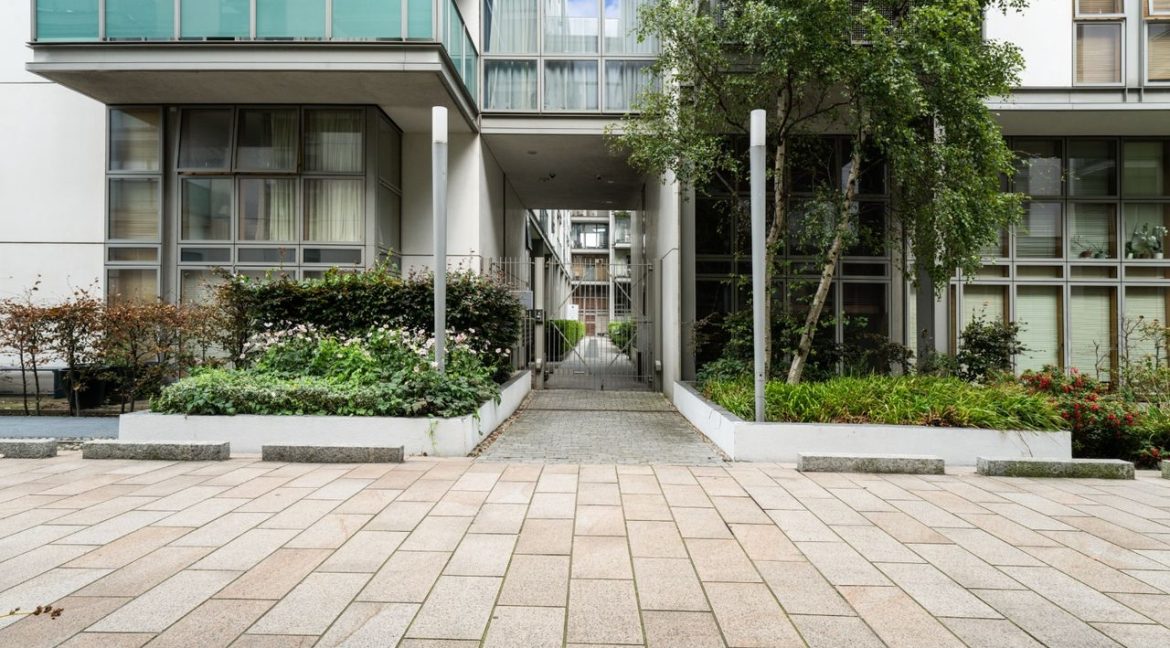 Bespoke Estate Agents Dublin | Apartment 6,Thomastown House,Spencer Dock,Dublin 1 Image Caption 1375464-large-1.jpg