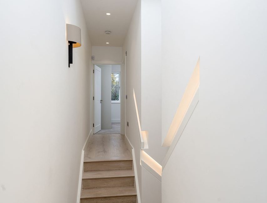 1098006-large-14.jpg